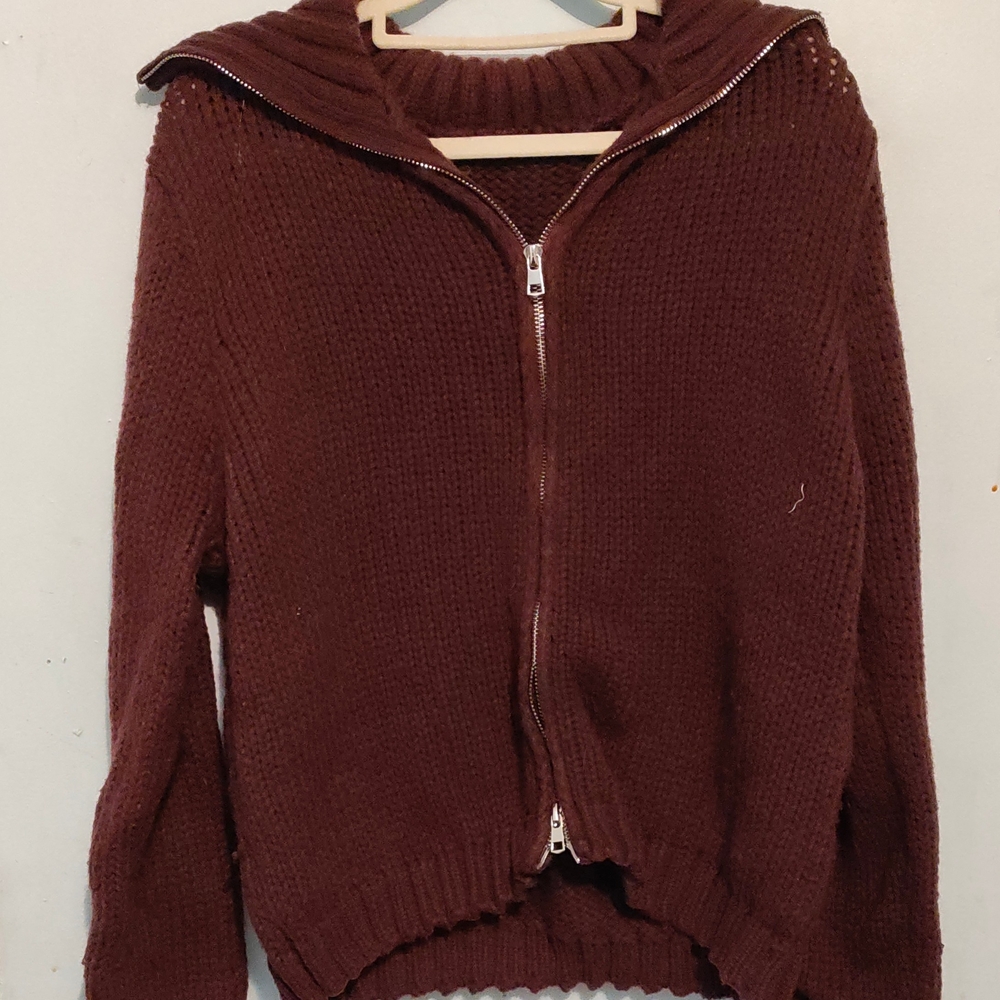 Cozy Burgundy Zip-Up Sweater